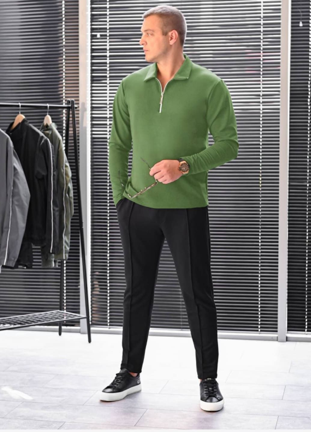 Зеленый элегантный дуэт: брюки и лонгслив ShopnGo