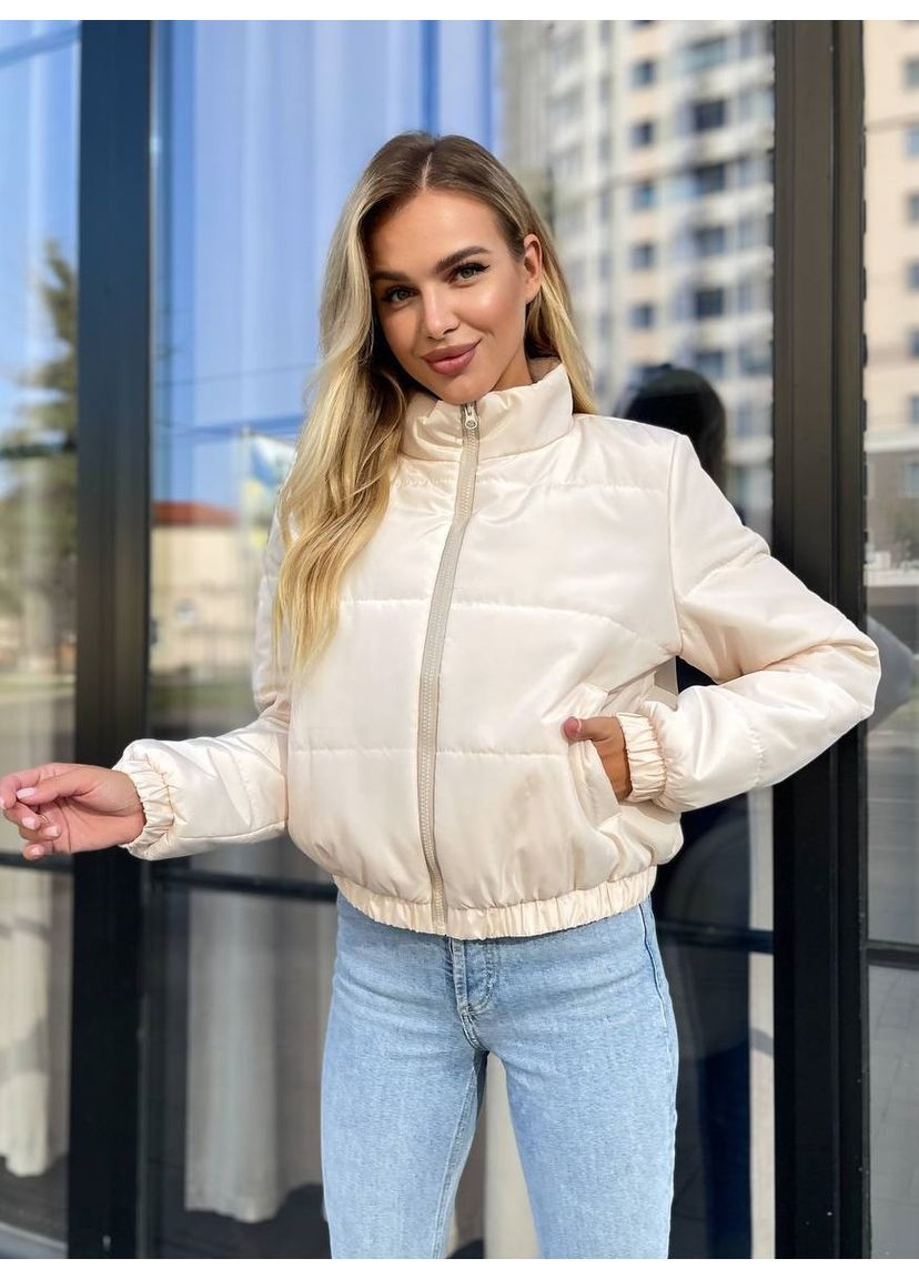 Светло-бежевая демисезонная куртка плащевка + синтепон 150 No Brand