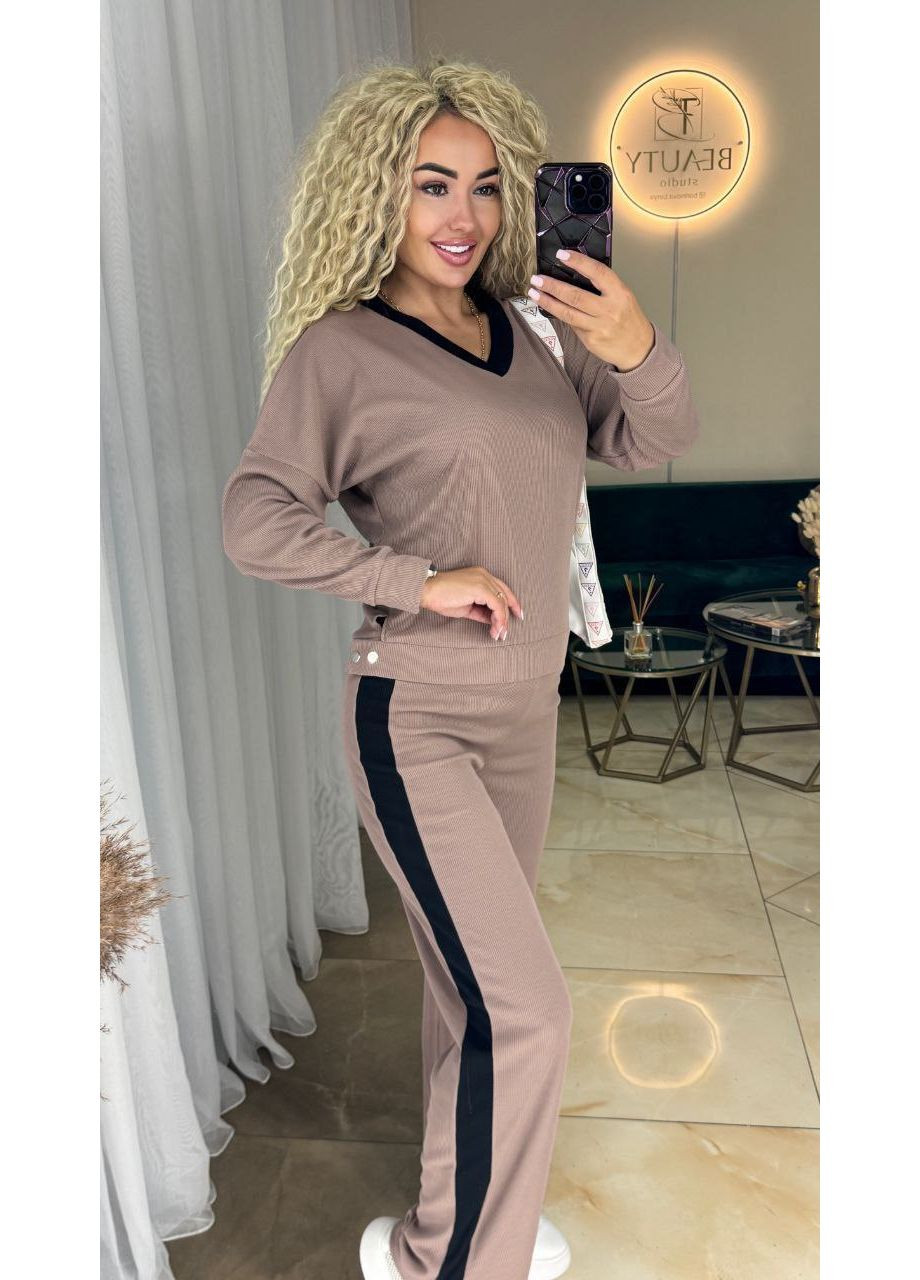 Женский костюм с лампасами Style Point (350908135)