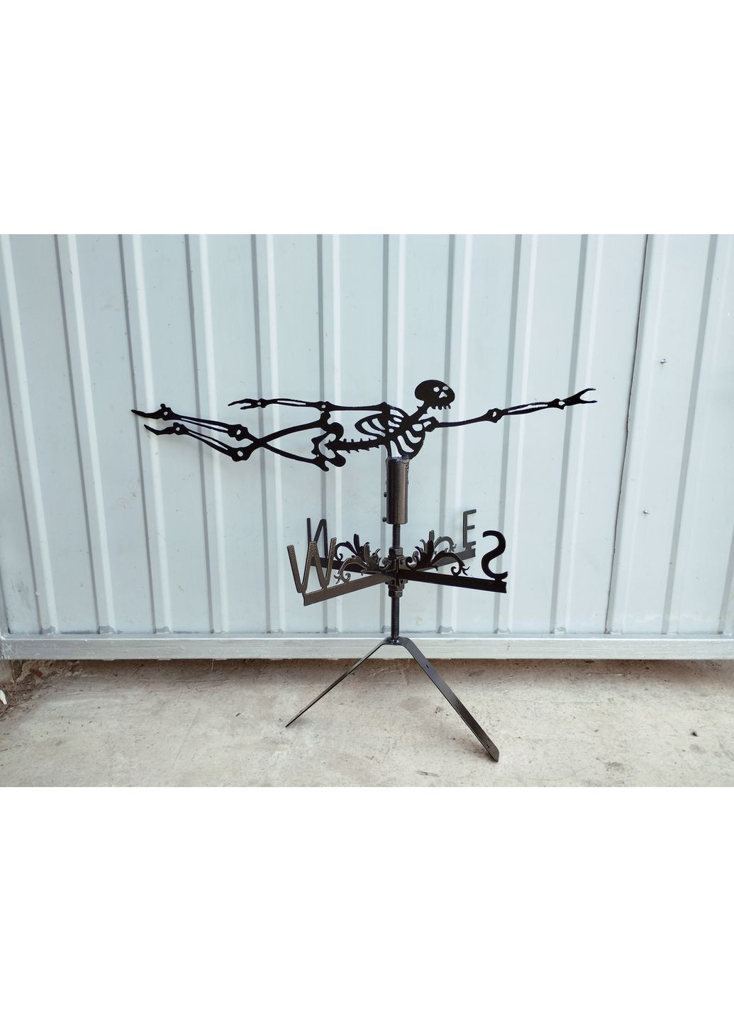 Флюгер на будинок Скелет, флюгер на дах з металу 3 мм. No Brand (368896477)