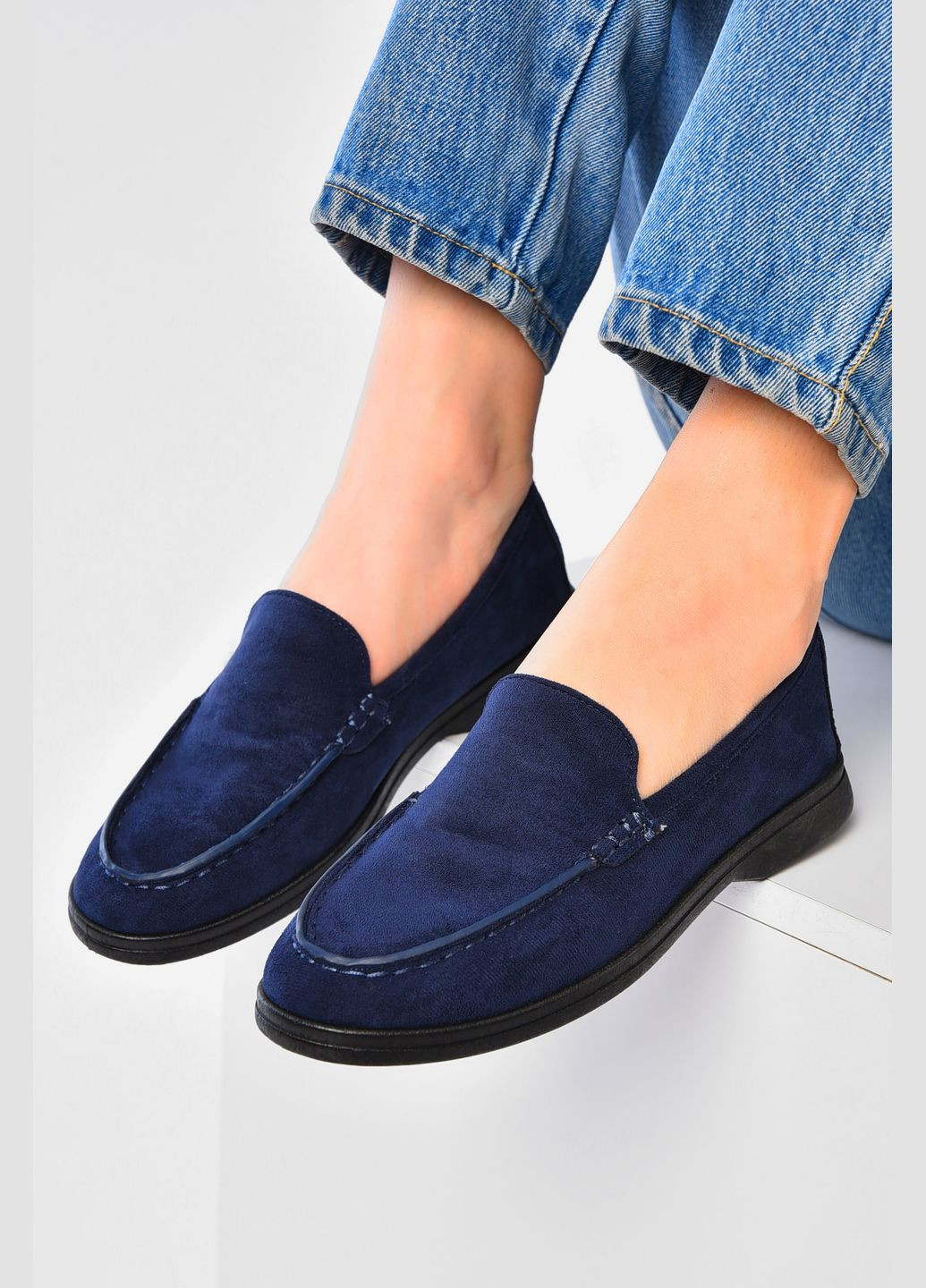 Let's Shop Туфли-лоферы женские темно-синего цвета лоферы темно-синий з искусственная замша, украина — демисезон (331288270)