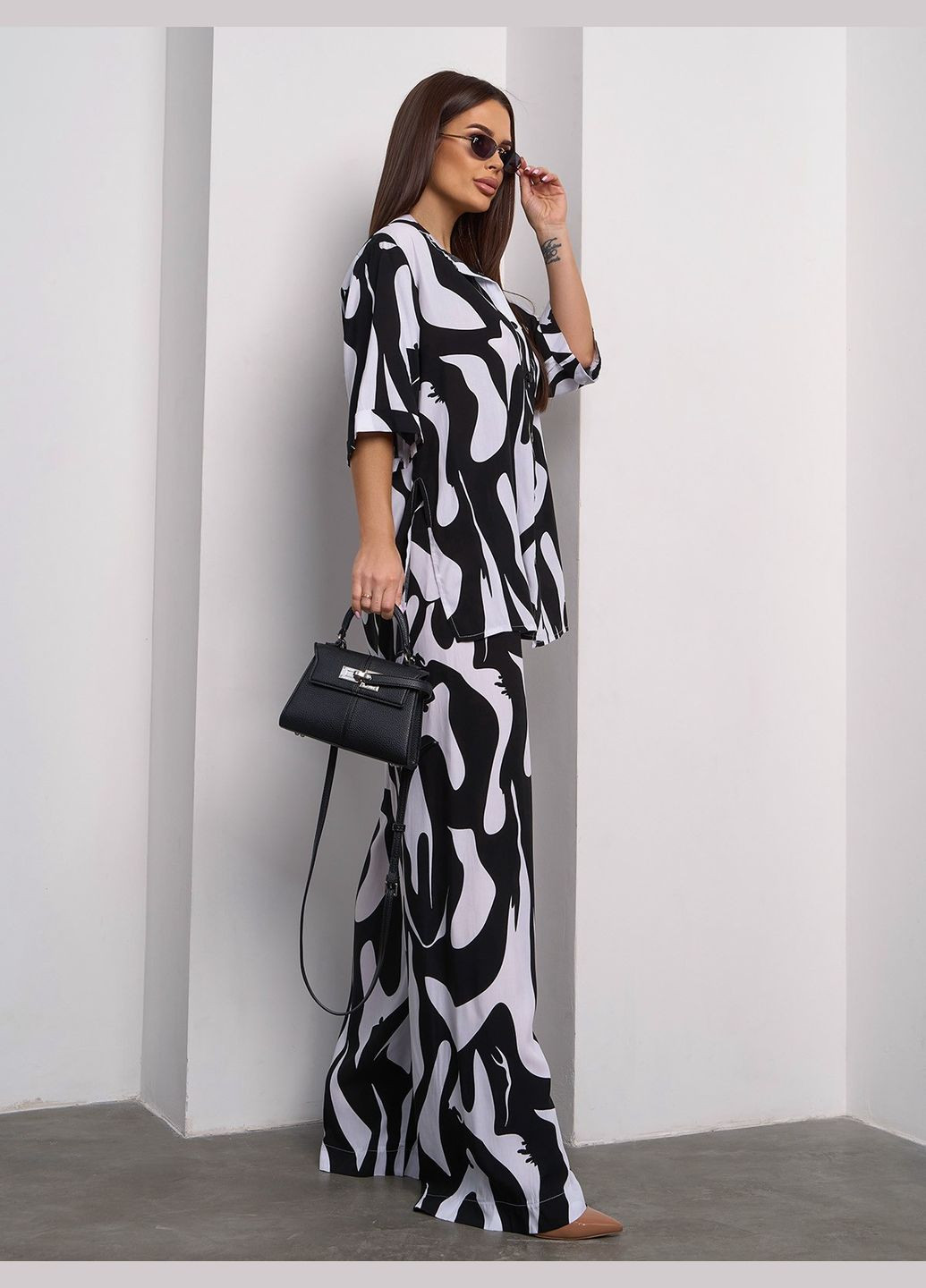 Хлопковый брючный костюм с рубашкой No Brand (328646889)