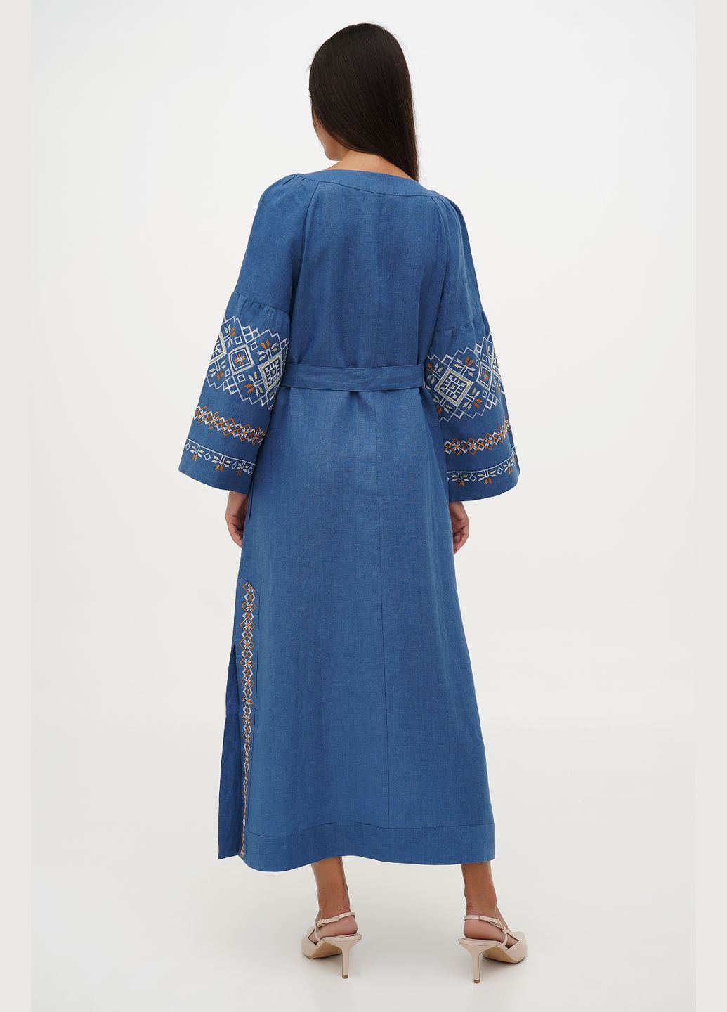 Синя вишита сукня з льону під пояс із геометричним орнаментом та рукавом реглан обрій., р., код 0403/44/369 ГАЛЕРЕЯ ЛЬОНУ