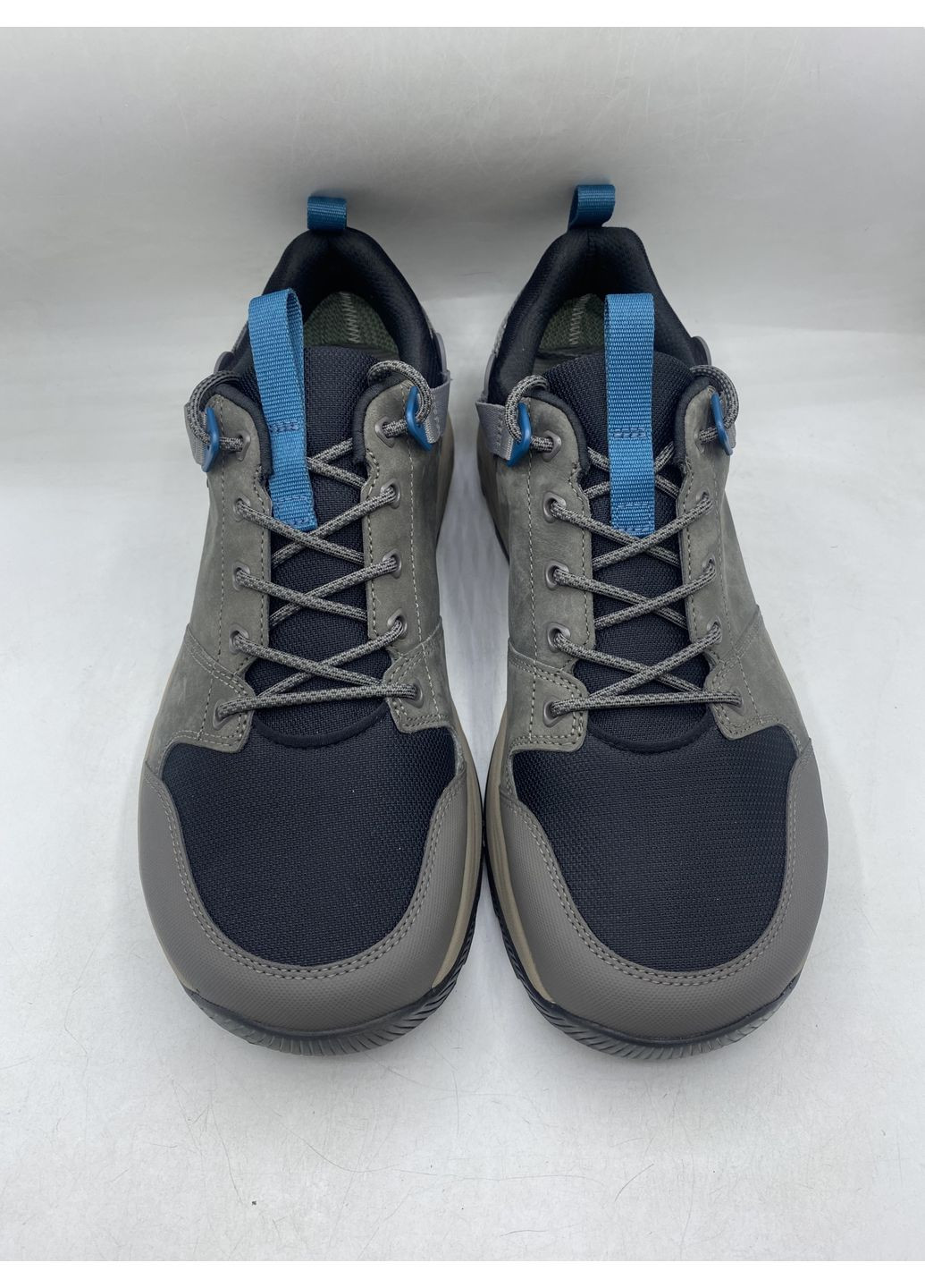 Серые кроссовки grandview gore-tex low hiking boot Teva