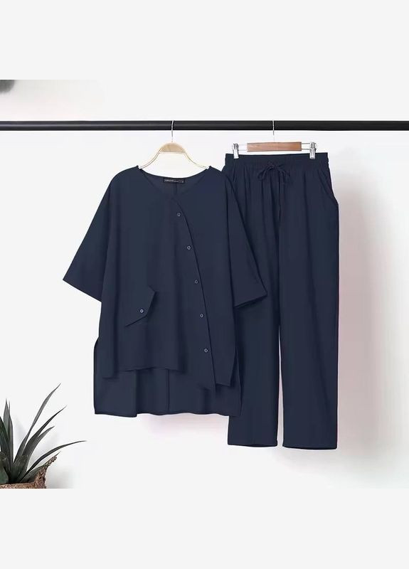 Женский костюм на пуговицах. Avanti (329316096)