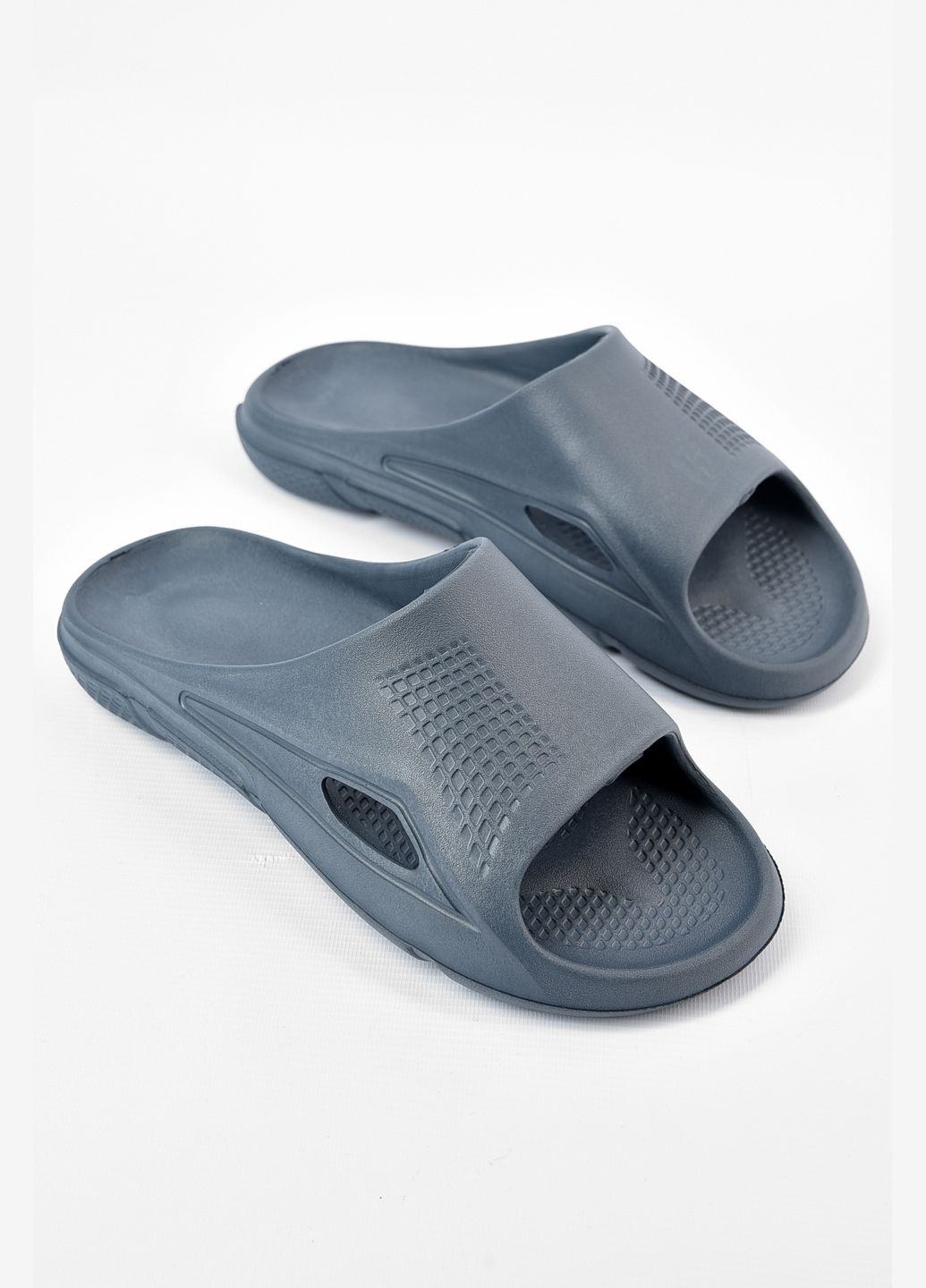 Графитовые повседневные шлепанцы пена мужские графитового цвета Let's Shop
