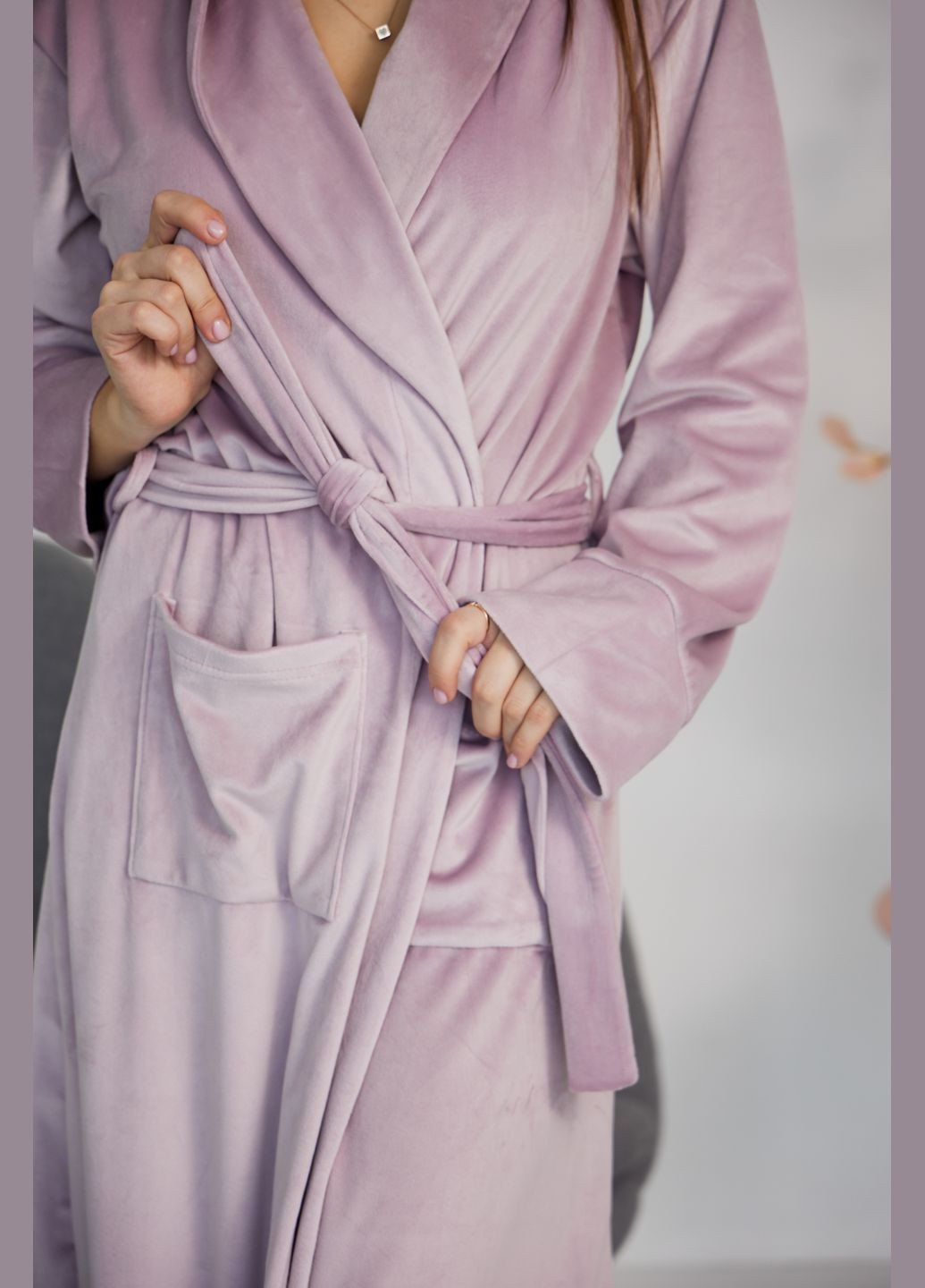 Халат длинный женский велюровый на запах No Brand халат (318679116)