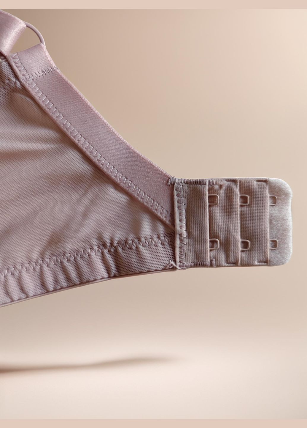 Світло-ліловий бюстгальтер a 6557 d Acousma з кісточками нейлон, спандекс