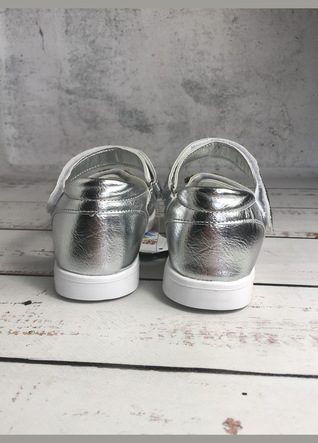 Серебряные детские босоножки для девочки kimbo-o серебряный (570) Kimboo с цветами, с жемчугом