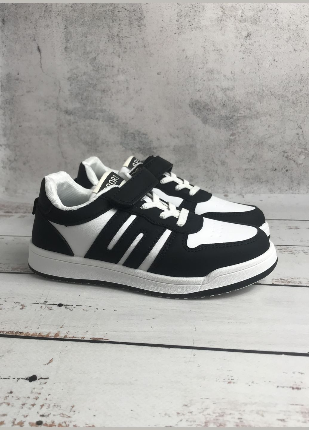 Комбіновані всесезон кросівки дитячі для хлопчика чорно-білий (591) ВВТ