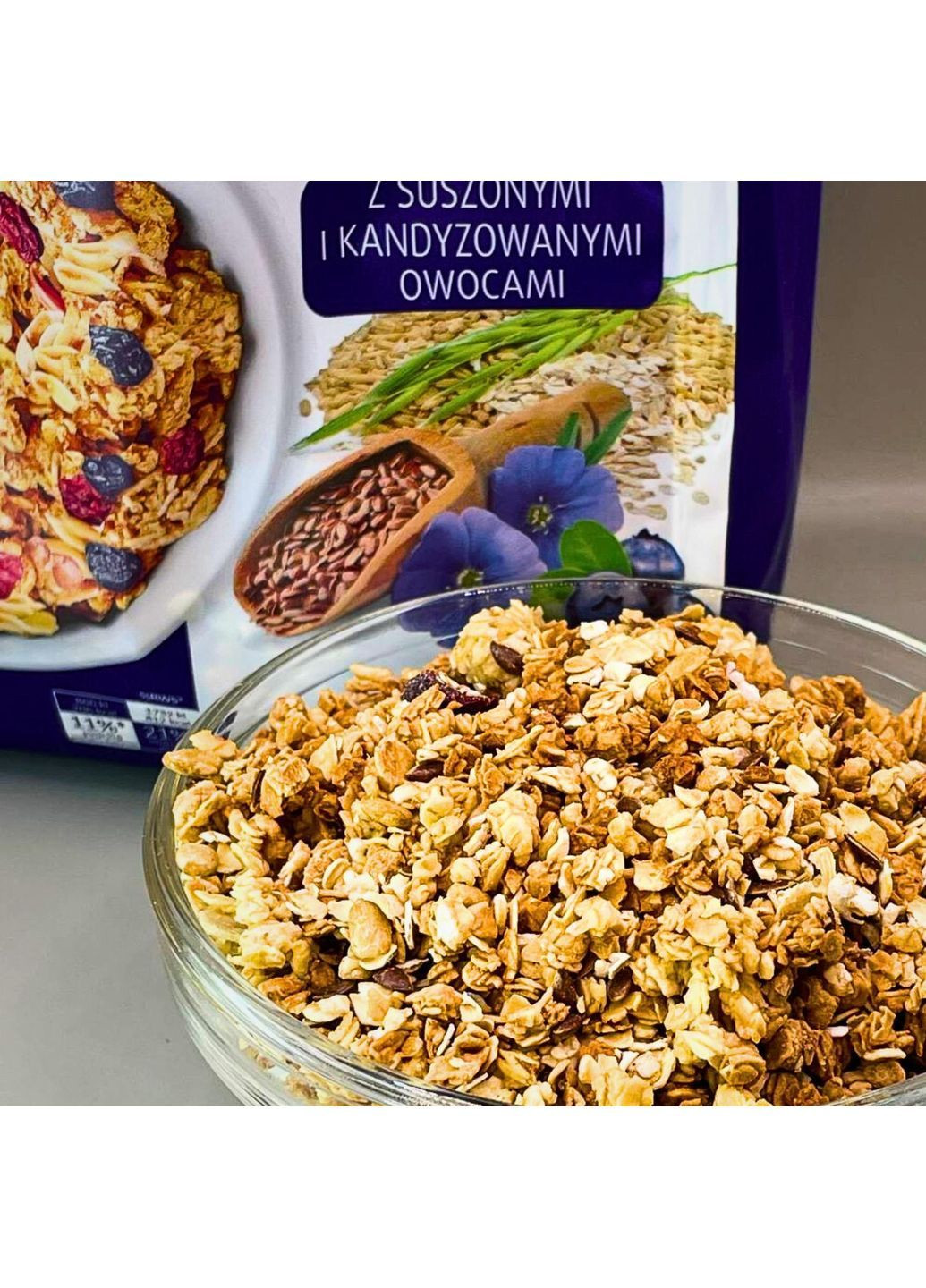 Мюслі Vitadella Crunchy з вівсяних пластівців та сухофруктів: журавлина, чорниця 350 г R-mix (Crunchy-r-mix-cran-blue-350) No Brand — Польща