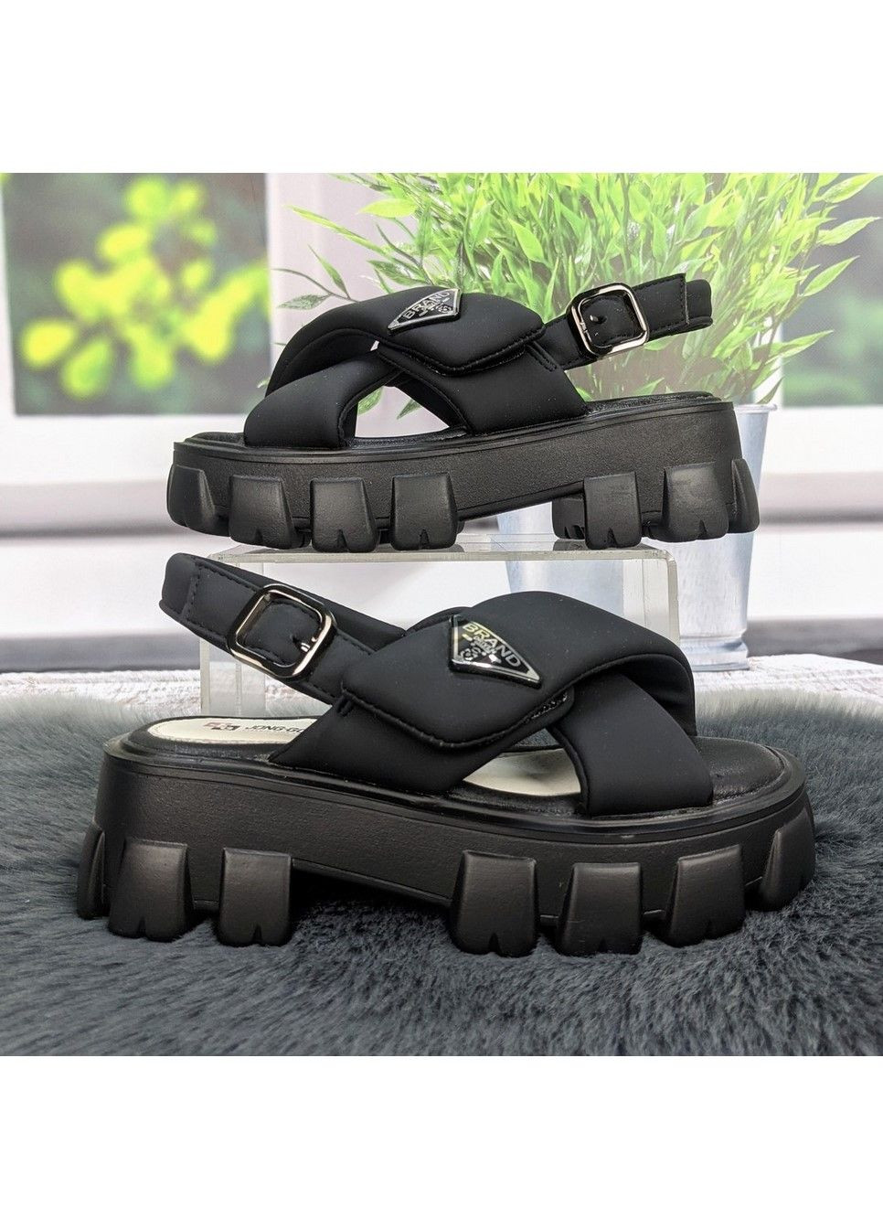 Черные босоножки подростковые для девочки Jong Golf