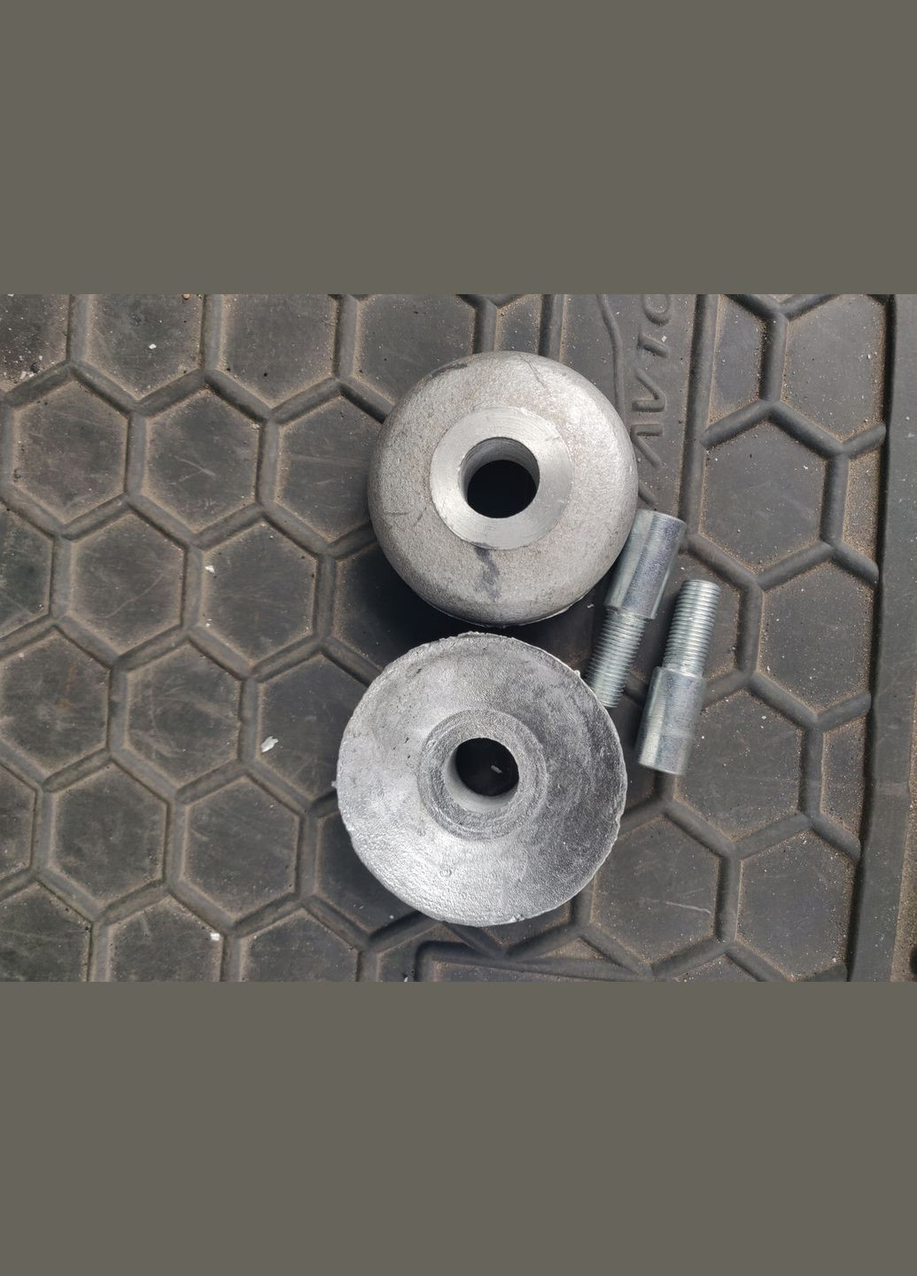 Передние проставки Рено трафик/ traffic Renault (333024383)