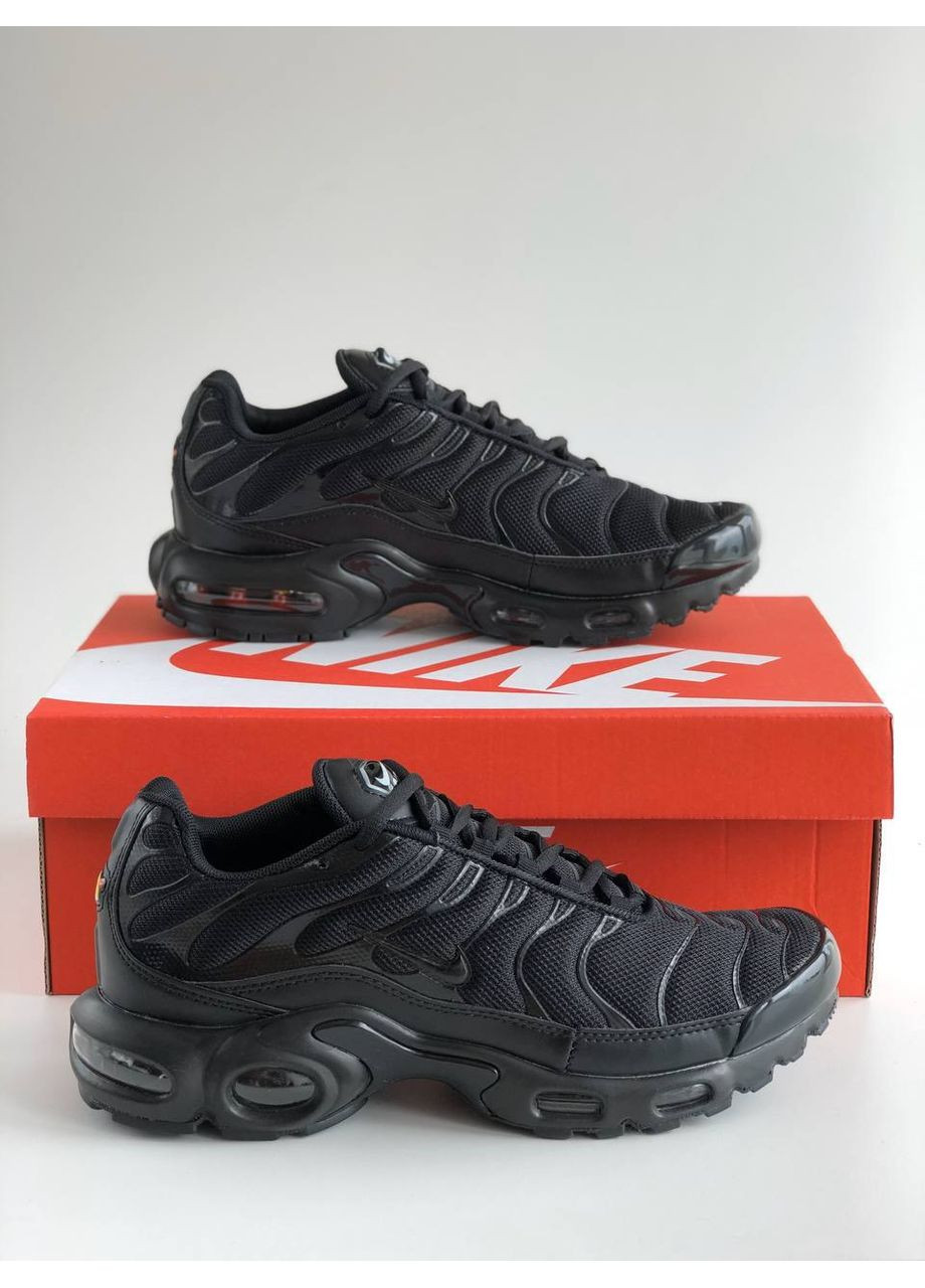 Белые демисезонные кроссовки мужские nike air max plus triple black 604133-050 найк аир макс тн No Brand