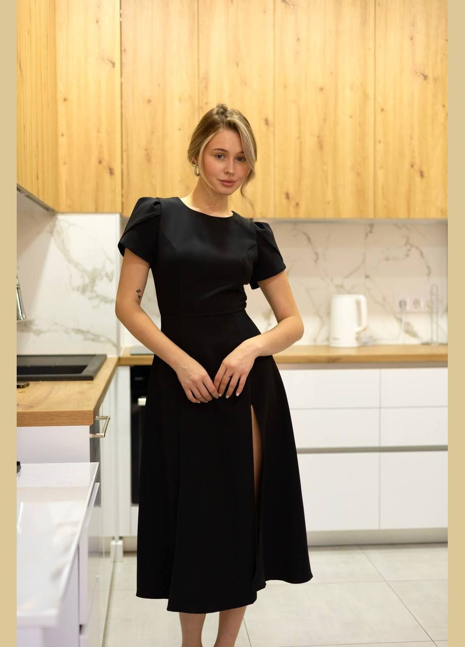 Черное повседневный женское платье с открытой спиной Avanti однотонное