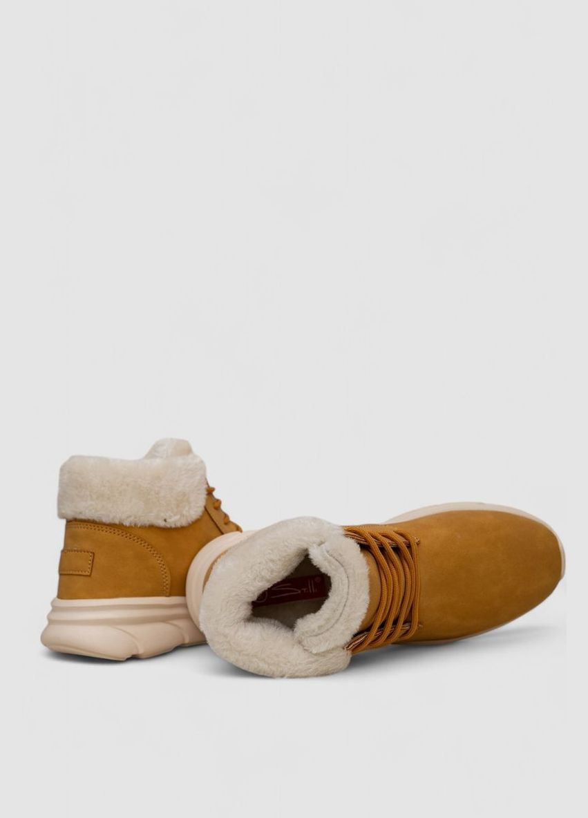 Осенние ботинки женские зимние на меху Ager без декора