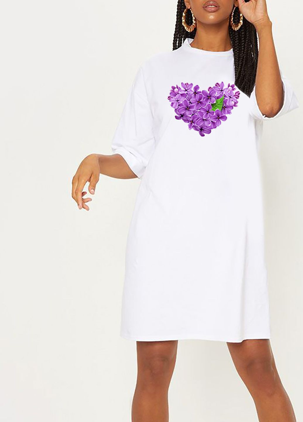 Белое платье-футболка белое с удлиненным рукавом lilac-heart Love&Live с рисунком