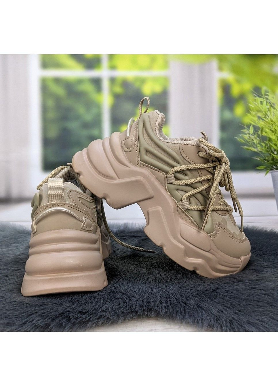 Коричневі осінні кросівки дитячі для дівчинки на платформі Jong Golf