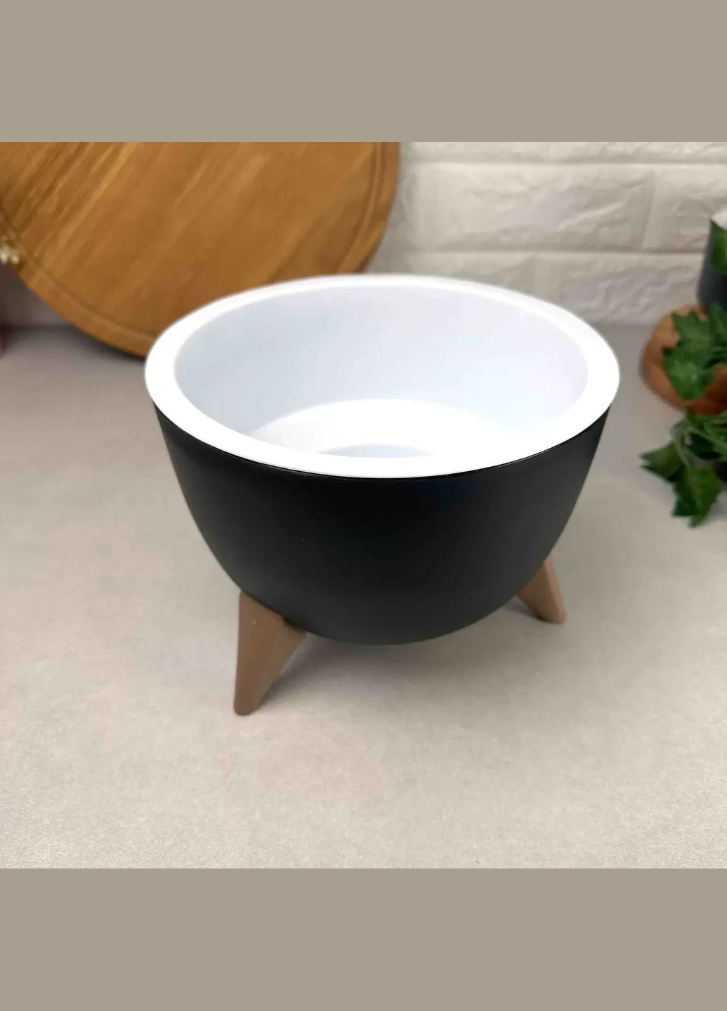 Цветочный горшок на ножках 9.5 л Чёрный Ufo ALY-603 Alya (365814988)