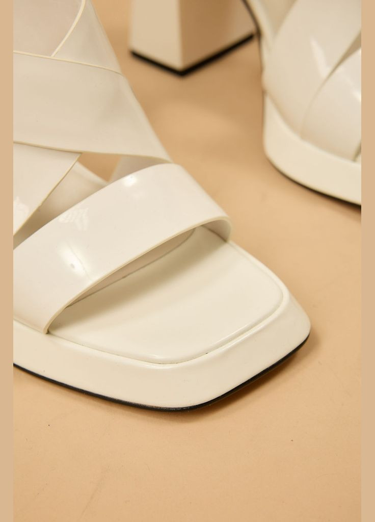 Белые босоножки 183112 Fabio Monelli