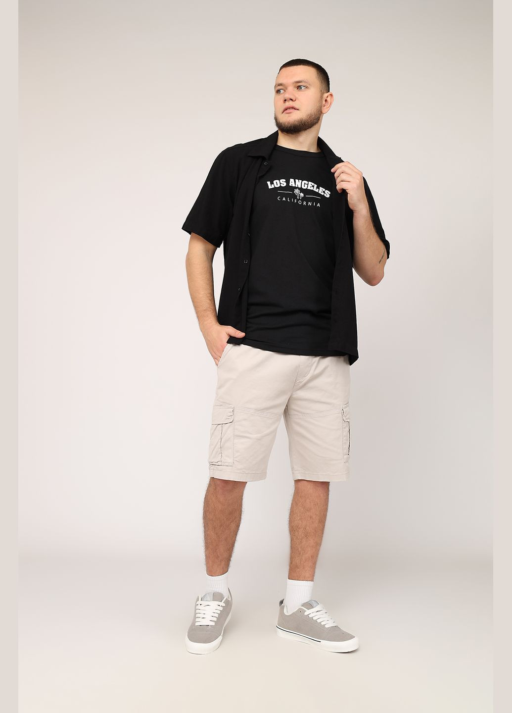 Черная футболка с коротким рукавом мужская цвет черный cb-00273170 Yuki