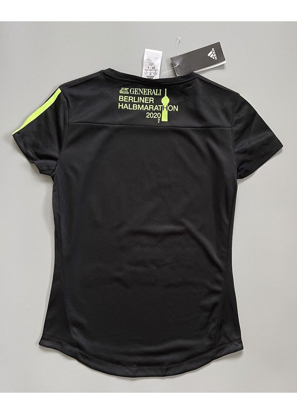 Черная всесезон спортивная футболка berlin marathon gk9260 adidas