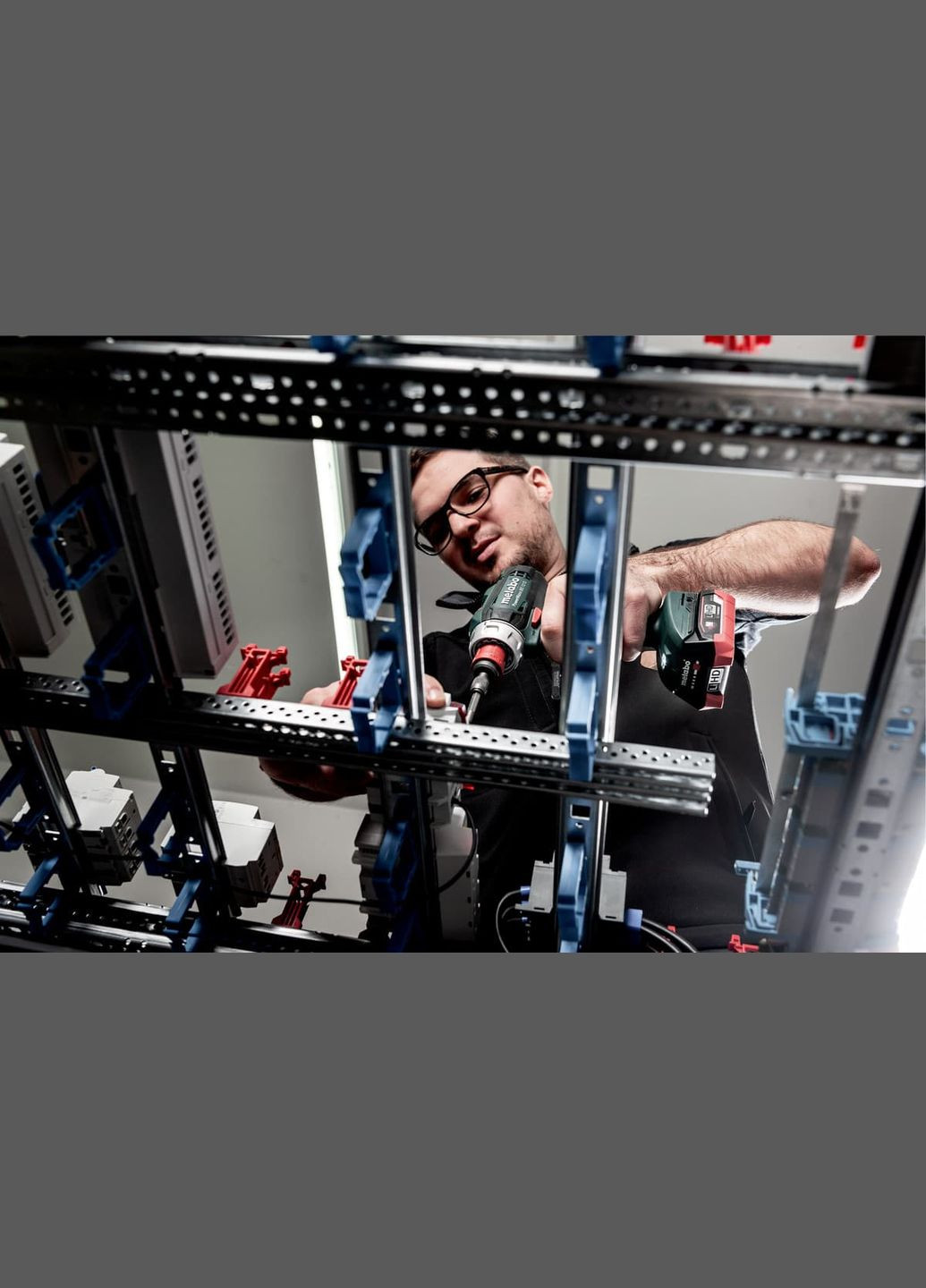 Шуруповерт-дриль PowerMaxx SB 12 Set, 2x2Ah, з/п, кофр, набір Metabo (315638873)