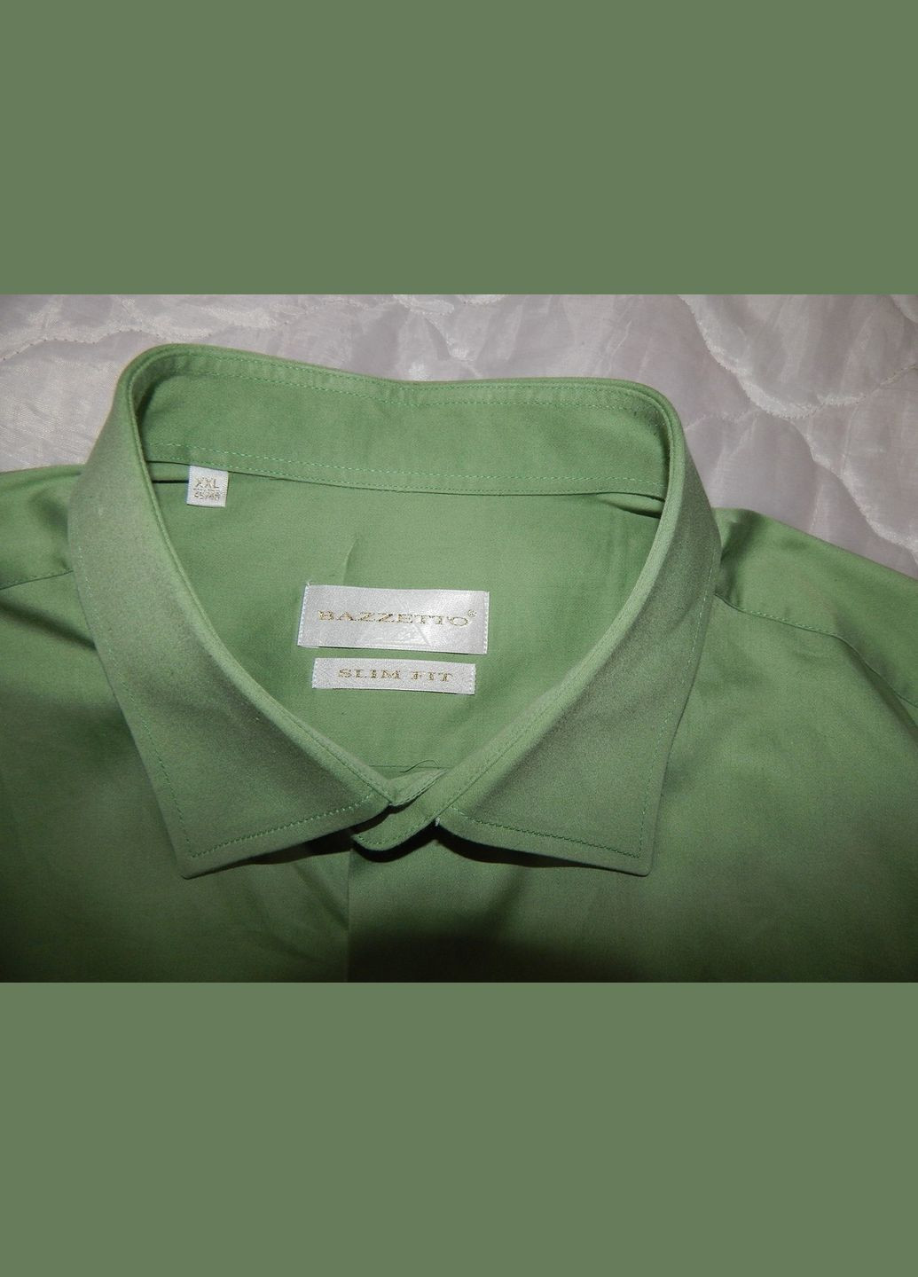 Зеленая классическая рубашка однотонная No Brand