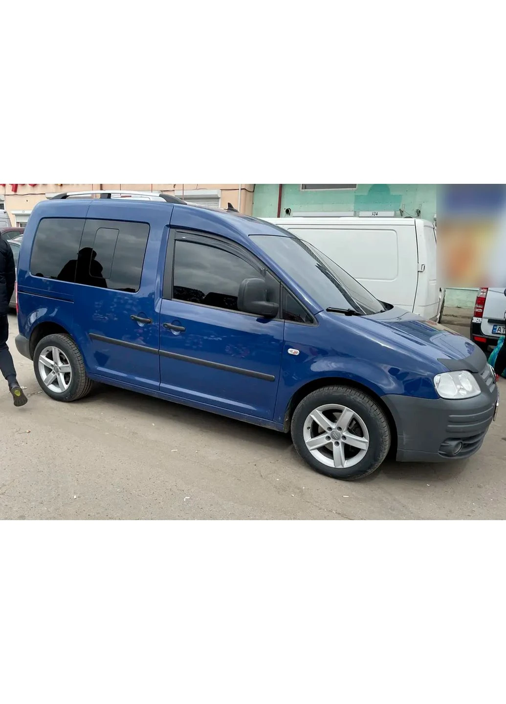 Вітровики (2 шт, ) для Volkswagen Caddy 2015-2020 рр Hic (389062436)