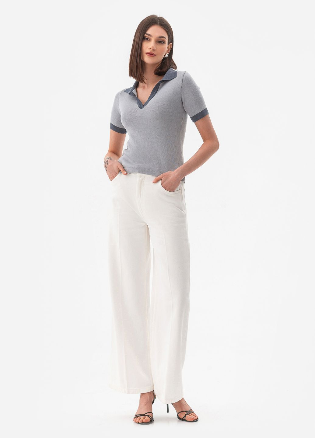 Серый тонкий трикотажный джемпер SVTR