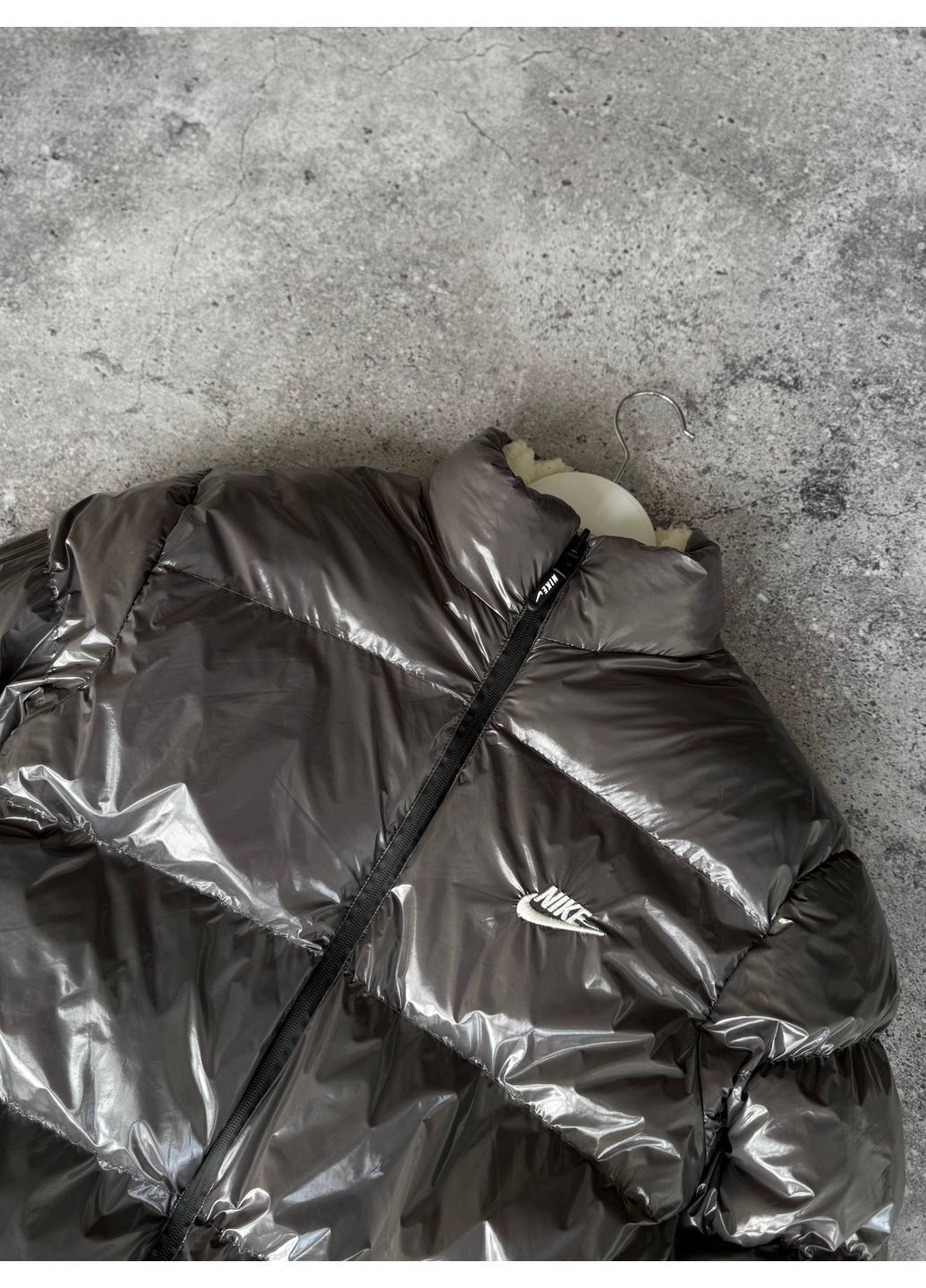 Светло-коричневая двухсторонняя куртка очень крутая!!! No Brand