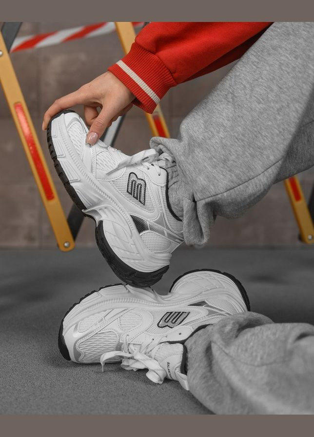 Стильні демісезонні жіночі кросівки білі No Brand білі демісезони (322126985)