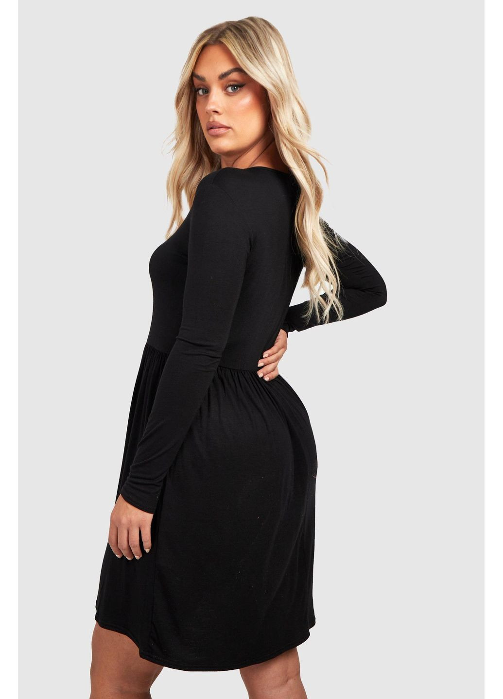 Чорна повсякденний сукня Boohoo однотонна