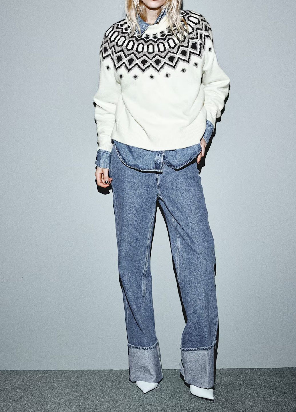 Белый зимний свитер H&M