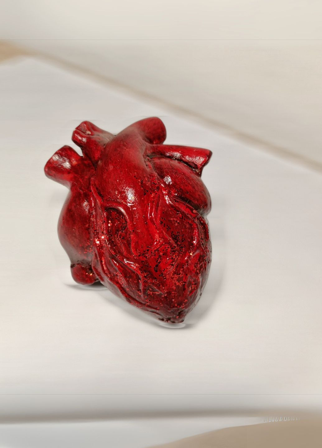 Скульптура анатомічне серце 11 см червоне | Гіпсовий арт-декор ручної роботи | No Brand (328600856)