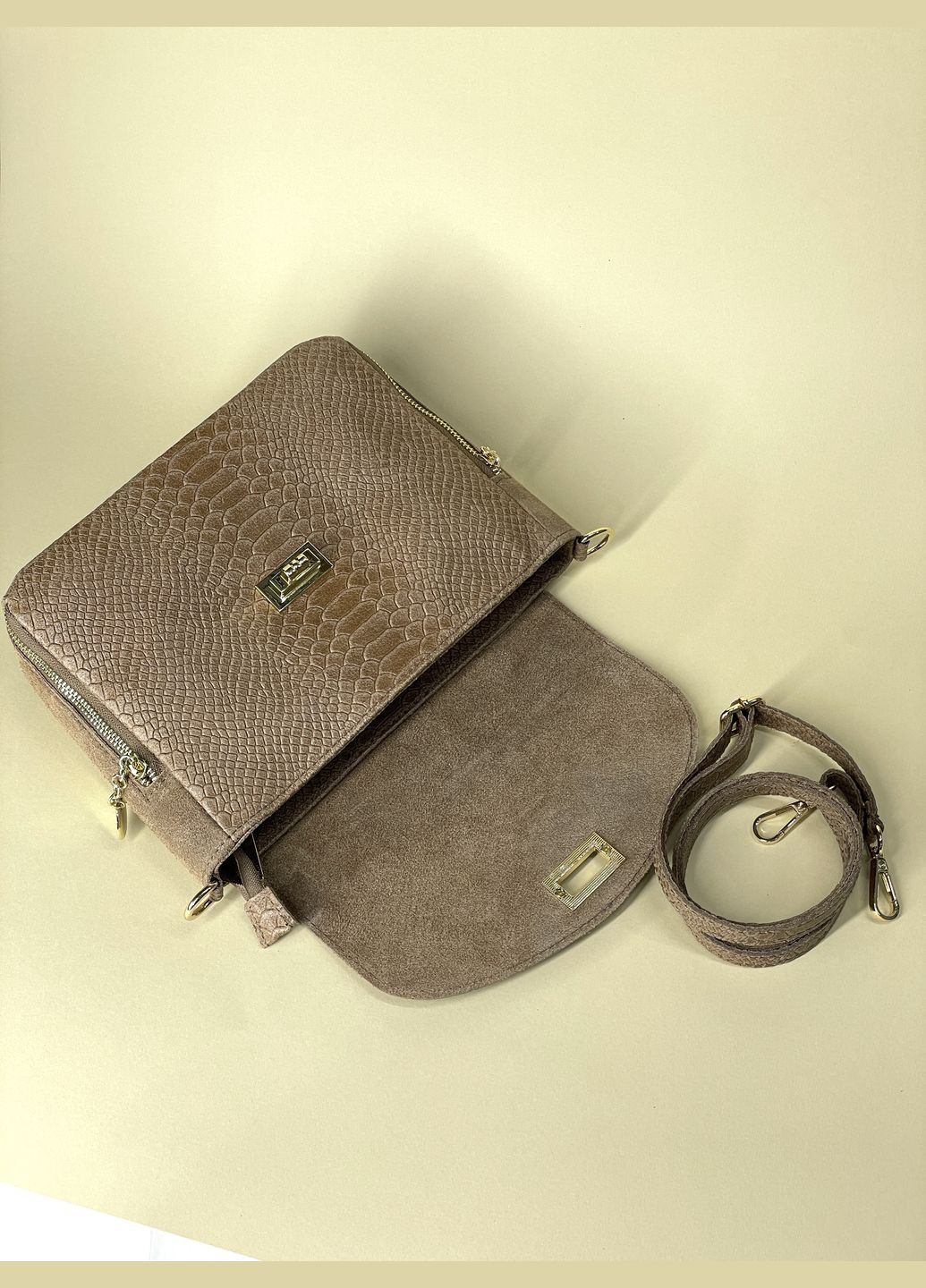 Сумка жіноча Італія, натуральна шкіра та замш, з фактурою змія, кросбоді через плече, елегантна Firenze Кросбоді (341252007)