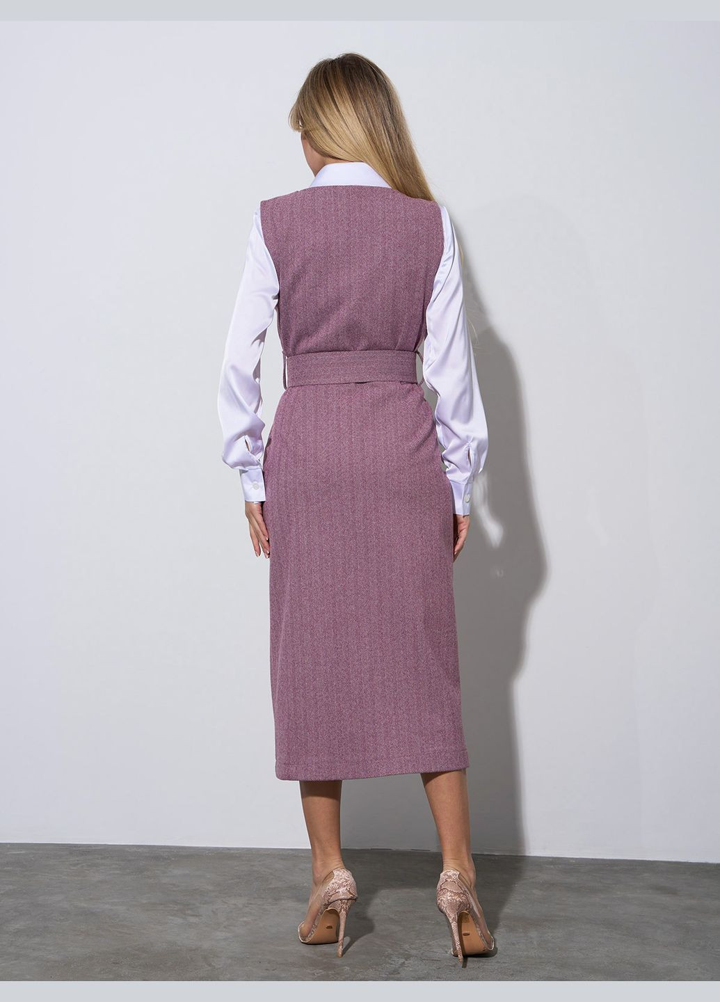 Бордовое деловое платья на запах ISSA PLUS однотонное