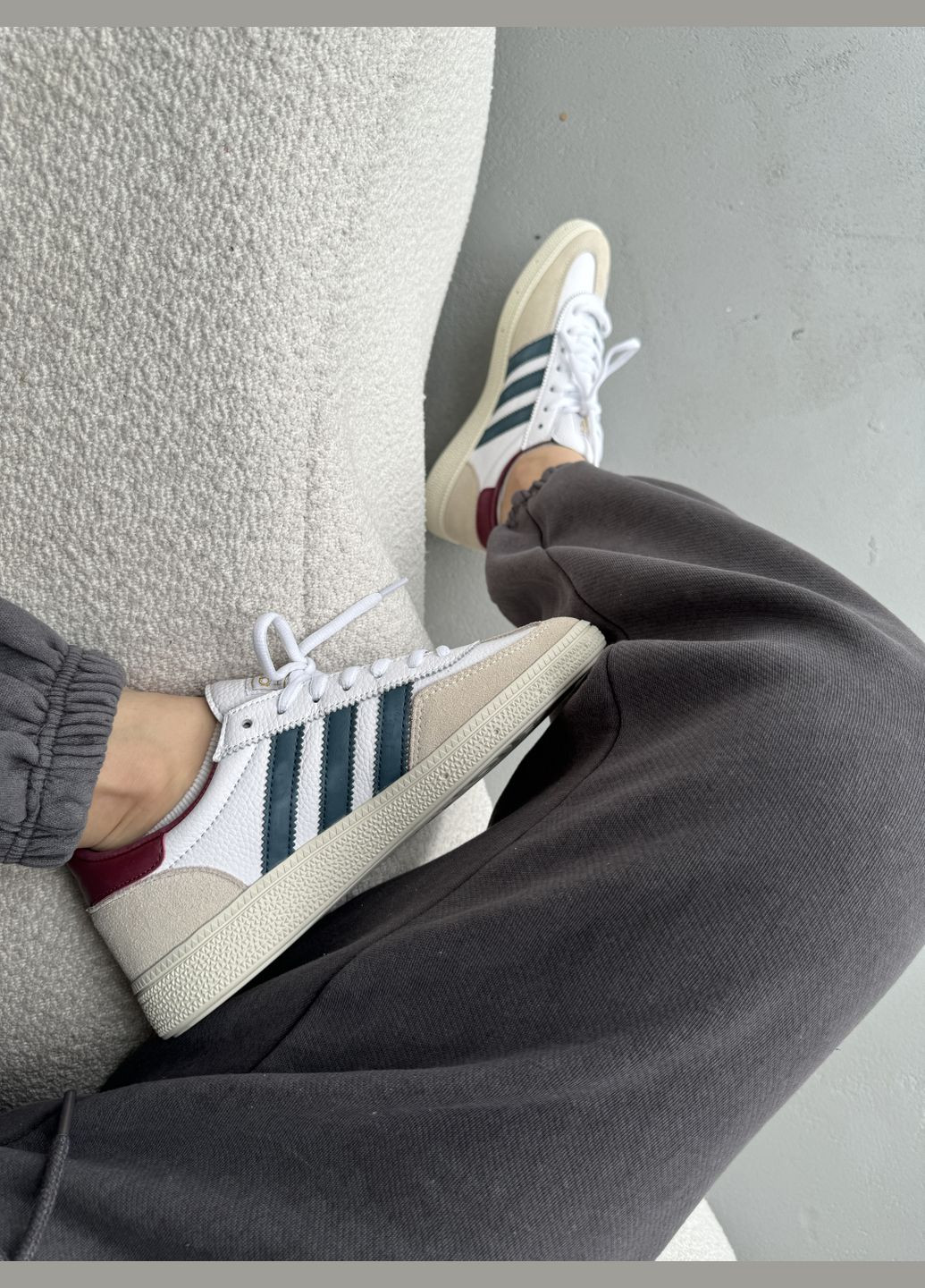 Кросівки жіночі і чоловічі Adidas Spezial Handball white blue red | Адідас Спеціал білі сині червоні No Brand білі демісезони (316507756)