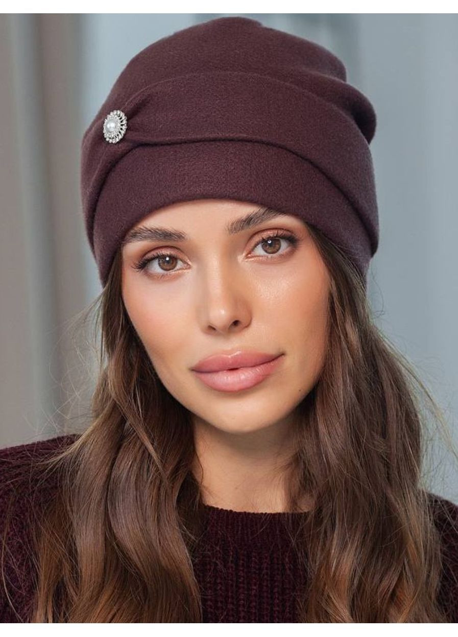 Шапка женская на флисе осень зима с украшением No Brand (362160950)