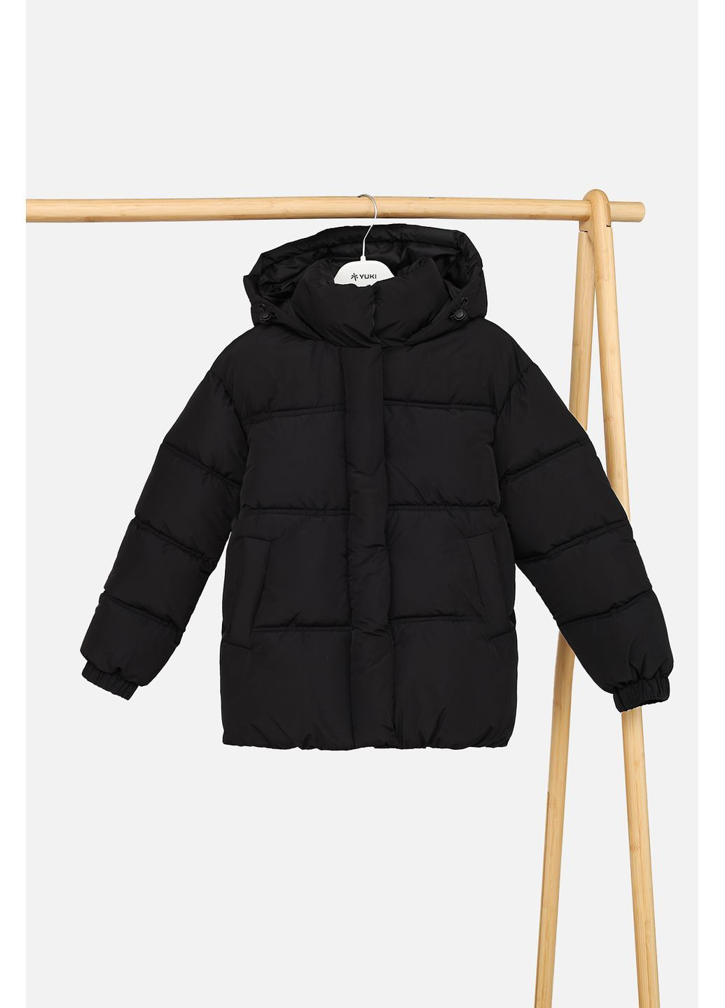 Чорна зимня куртка для дівчинки колір чорний цб-00282361 Yuki