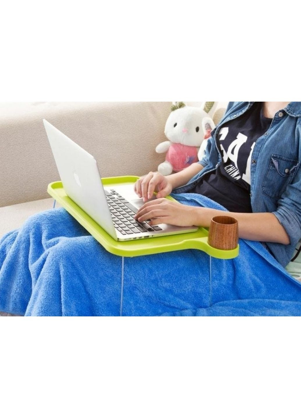 Підставка для ноутбука складна з підсклянником зелена пластикова столик для роботи та навчання ProDobro (365441035)