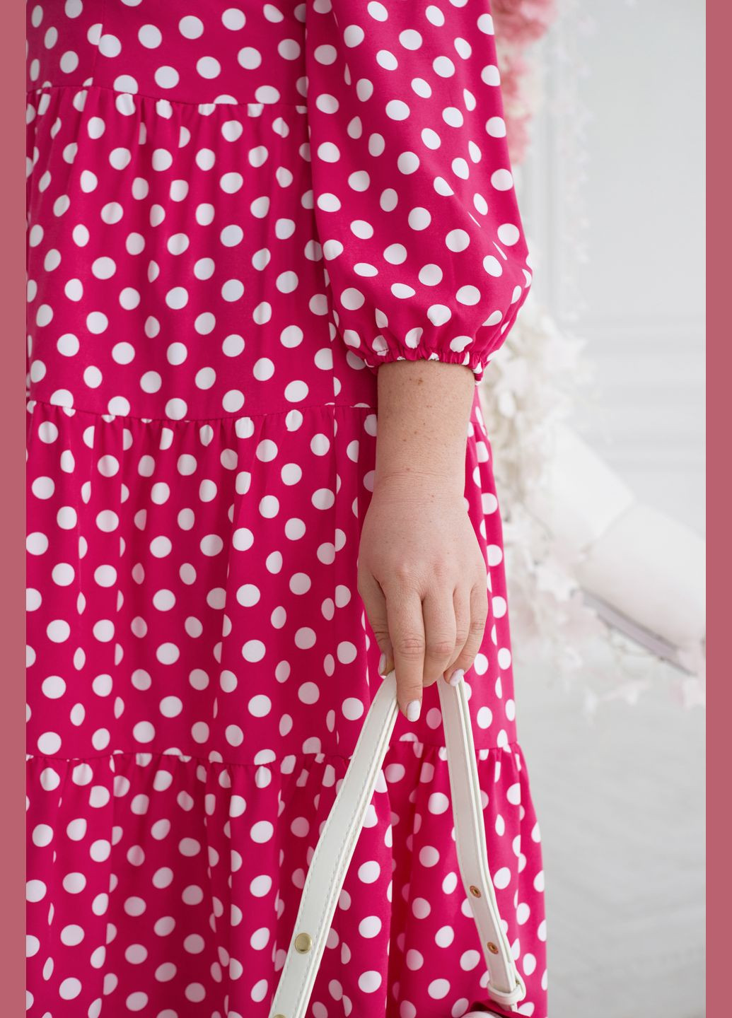 Розовое повседневный платье в горошек с воланом а-силуэт No Brand в горошек