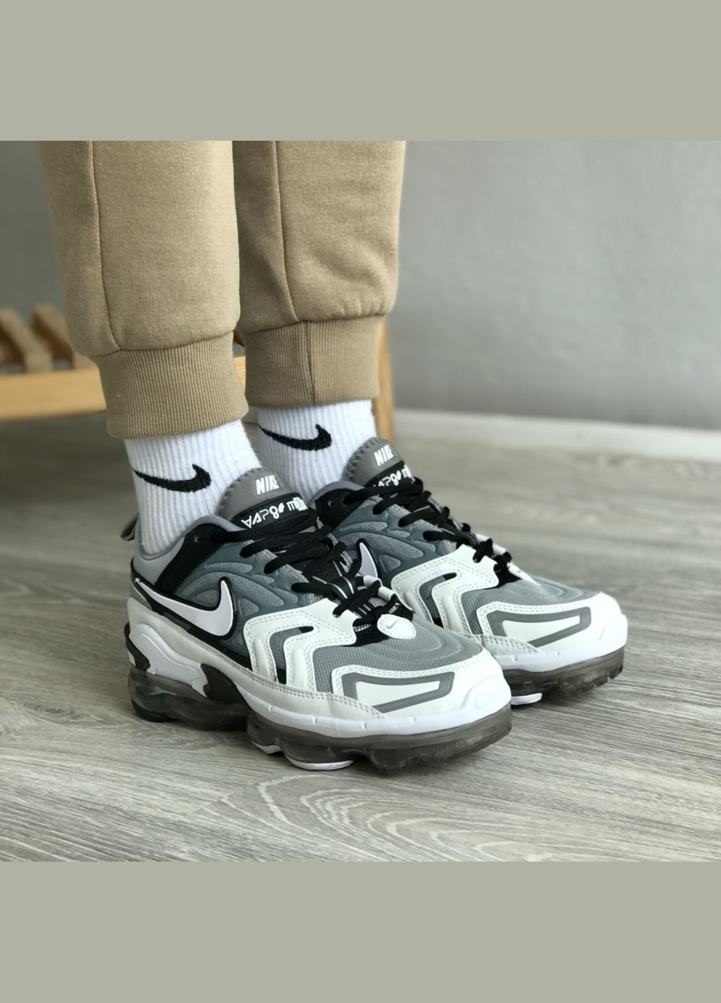 Серые демисезонные кроссовки мужские nike vapormax evo gray | найк вапормакс эво серые No Brand