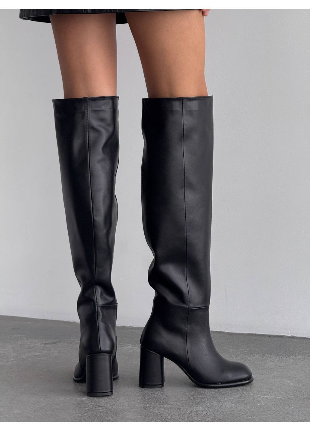 Черные осенние демисезонные ботфорты No Brand