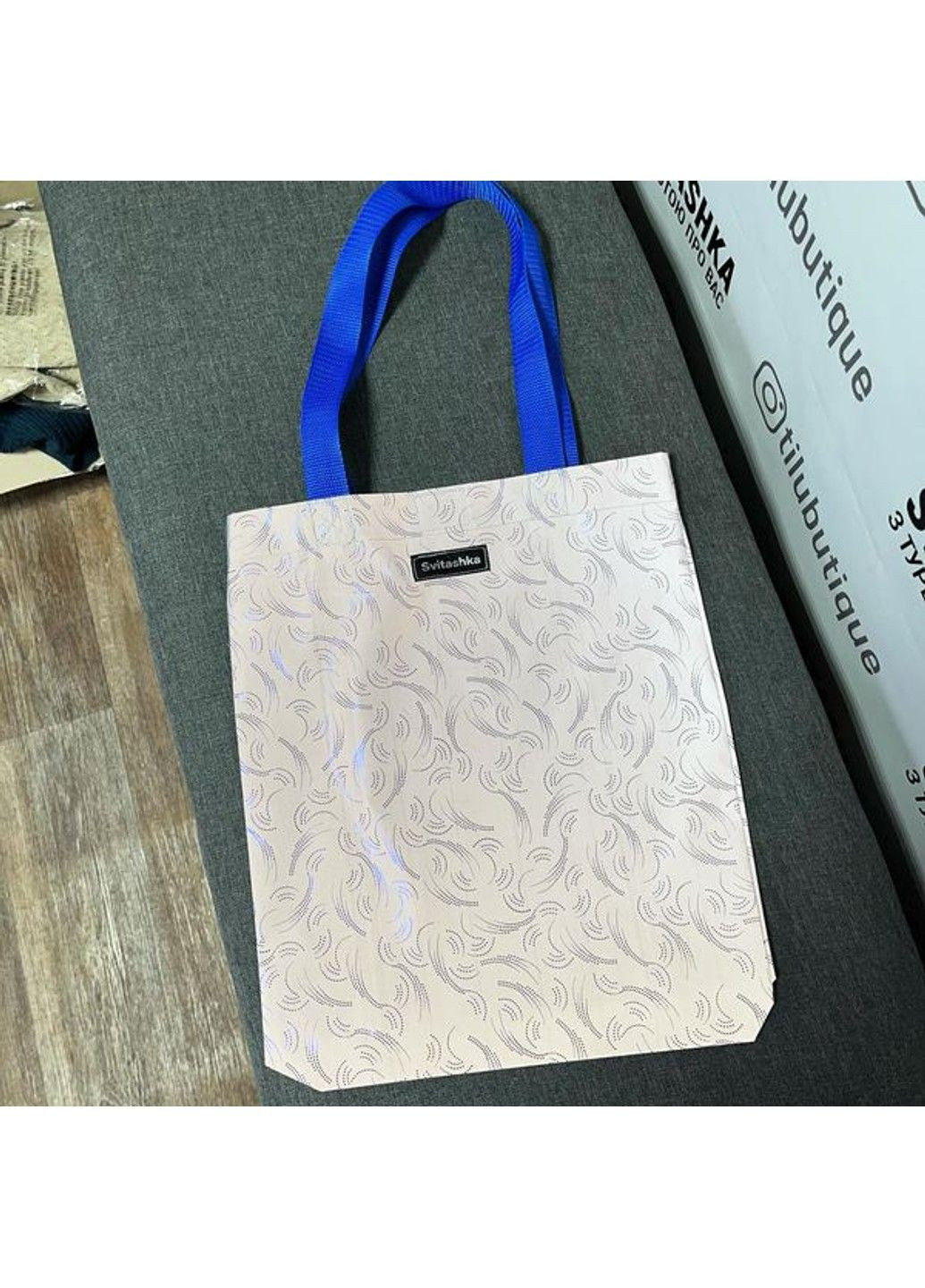 Светоотражающая сумка Svitashka Синие перья синие ручки на кнопке No Brand (301213796)