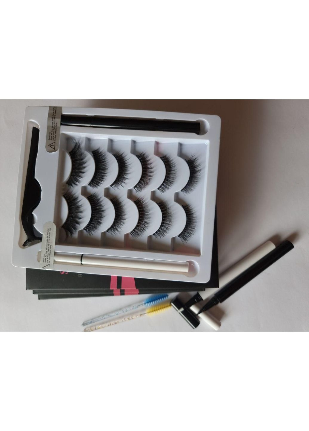 Набір багаторазові самоклеючі накладні вії 6 моделей + ДВА маркера: та прозорий Magnetic Lashes (366668406)