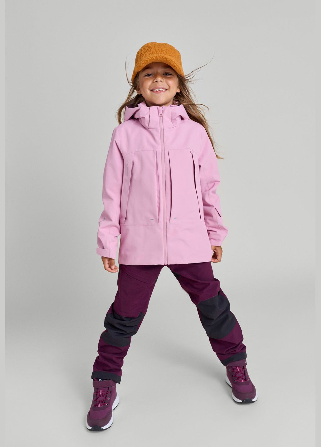 Розовая демисезонная ветровка Reima JATKUU