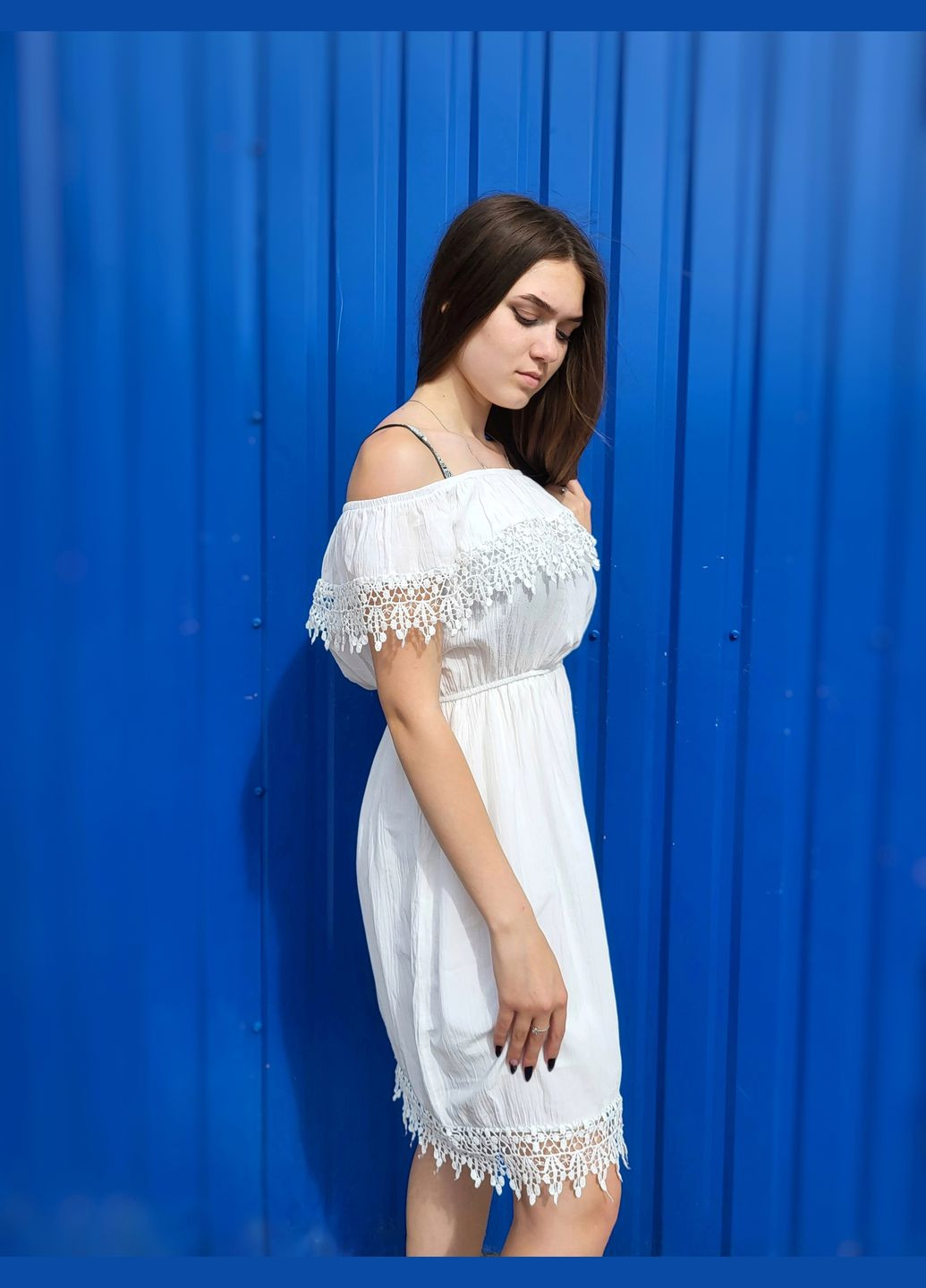 Білий сукня жіноча з мереживом на плечах Favori collection