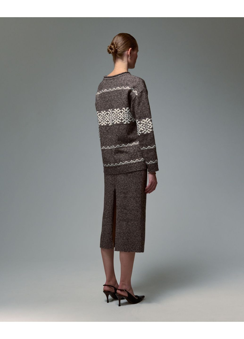 Вʼязана спідниця кольору какао JUL (366873677)