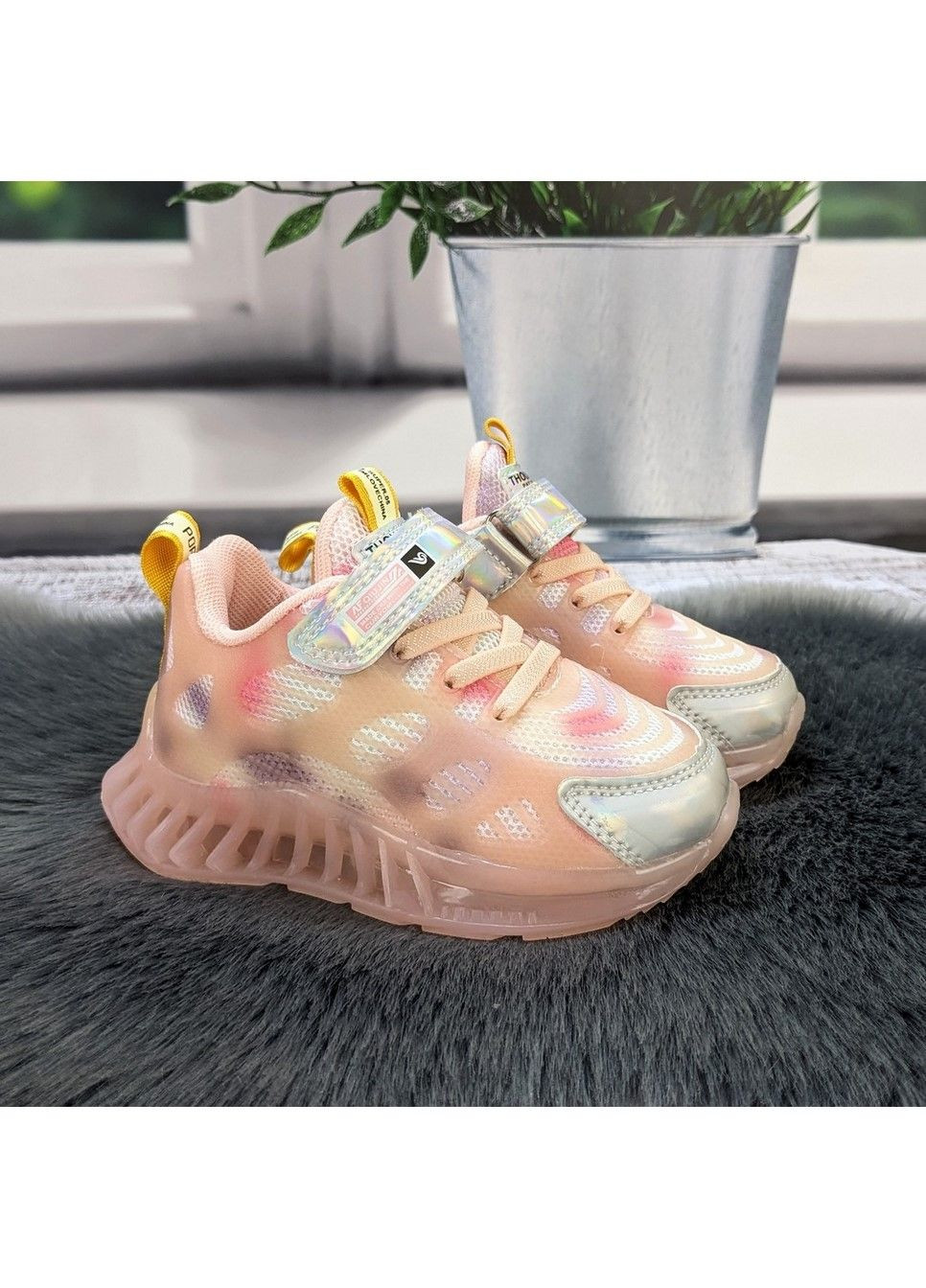 Розовые демисезонные кроссовки детские для девочки Paliament